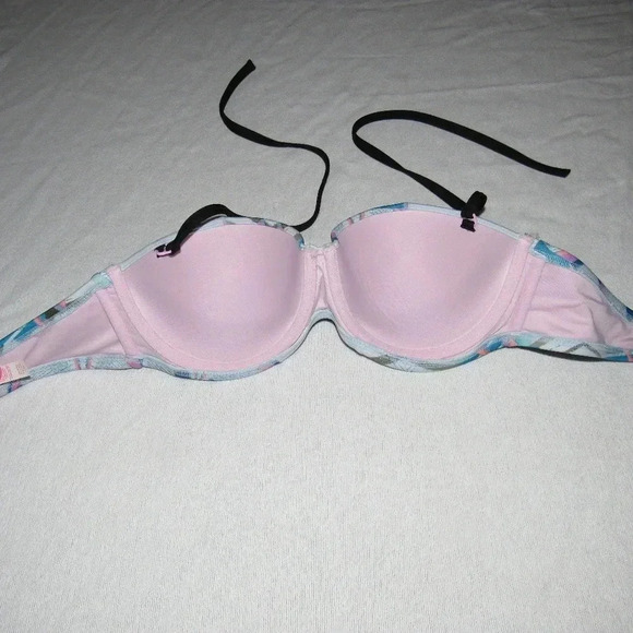 VICTORIA’S SECRET Flirt Halter Swim Top Size 34D - Picture 3 of 5